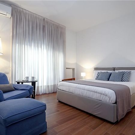 Starhost - Golden Apartments Salerno Exteriér fotografie