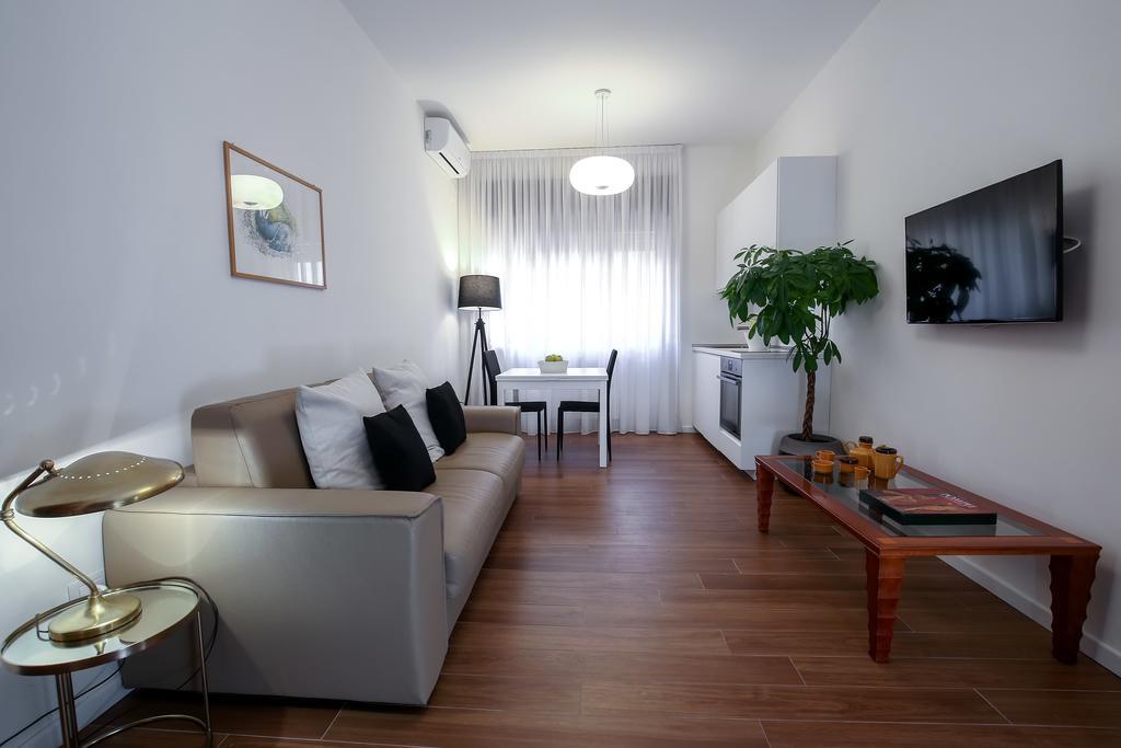 Starhost - Golden Apartments Salerno Exteriér fotografie